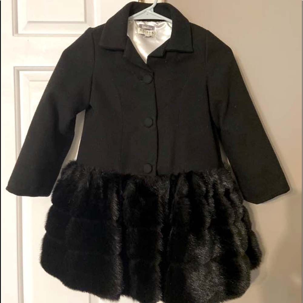 Girl’s coat by Helena
Bought from Neiman marcus